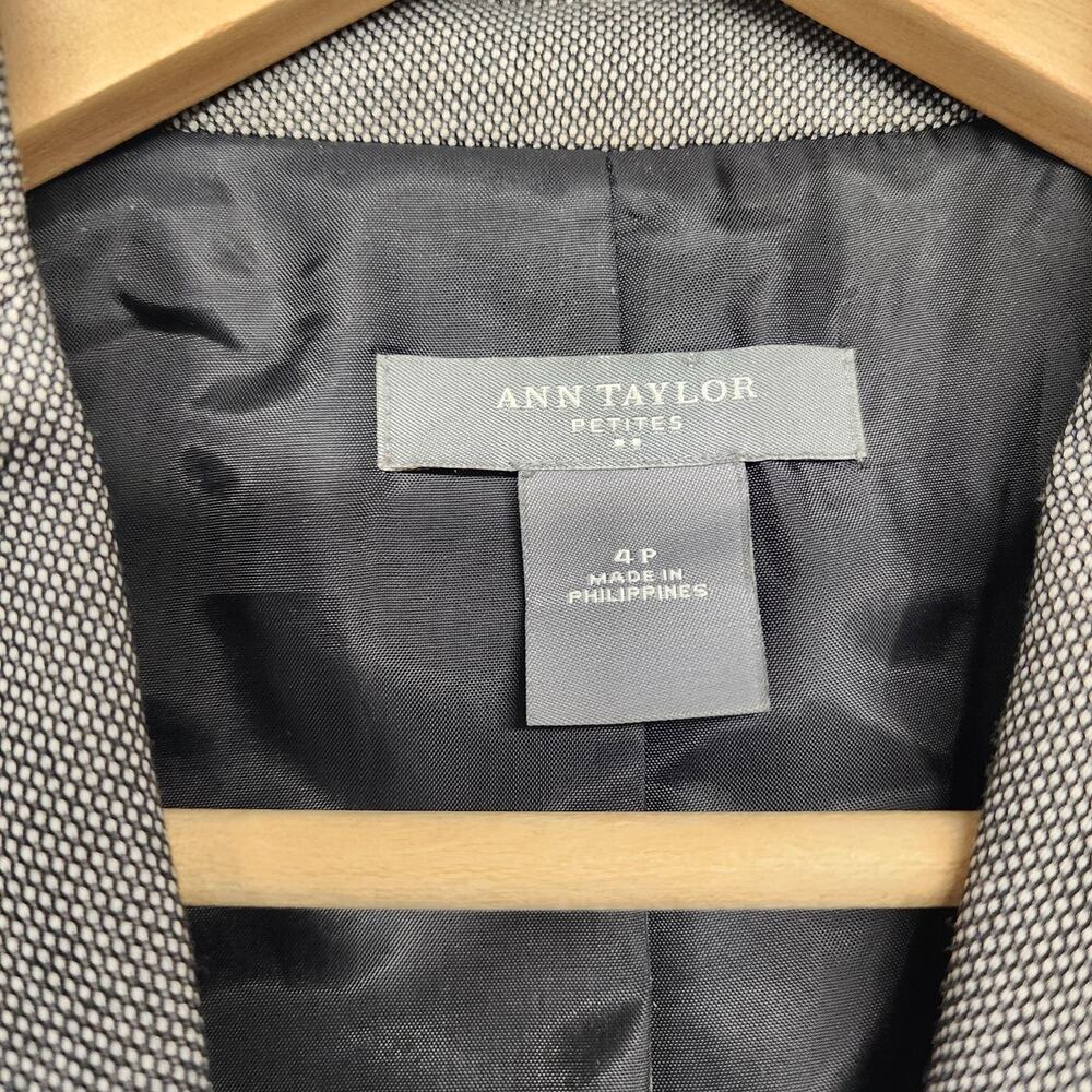Ann Taylor Blazer Womens 4P Petite Gray Two Button Lined Career Work Jacket - Picture 3 of 9